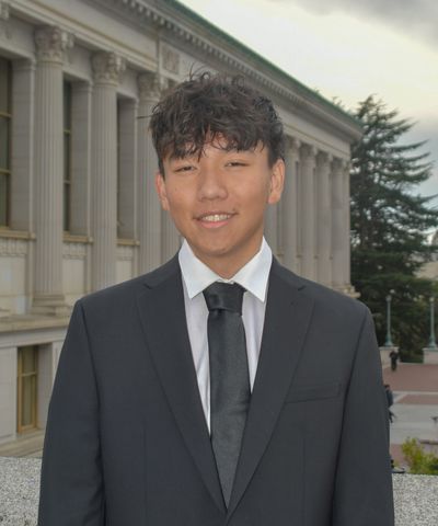 Andrew Zhou